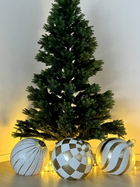 Bombka choinkowa MAXI - Winter Ball (biała w złotą kratę)