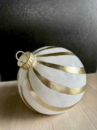 Bombka ceramiczna MAXI - Winter Ball (biała w złote fale)